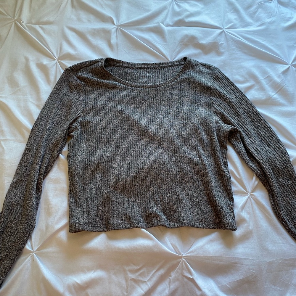 American Eagle Long Sleeve